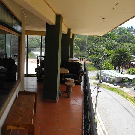Sleepers Sleep Cheaper Hostel Monteverde Екстер'єр фото