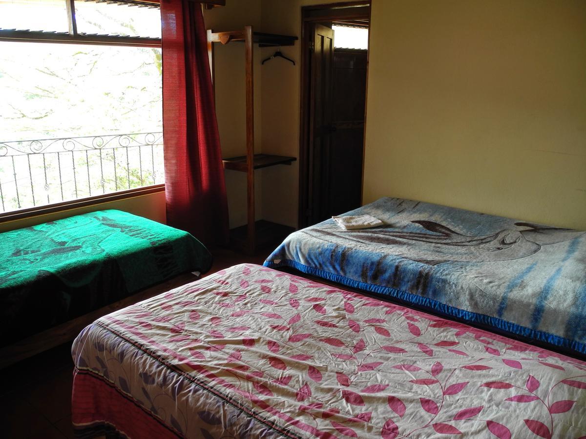 Sleepers Sleep Cheaper Hostel Monteverde Екстер'єр фото